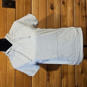 Old Navy Y2K Short Sleeve Gray Hoodie Small